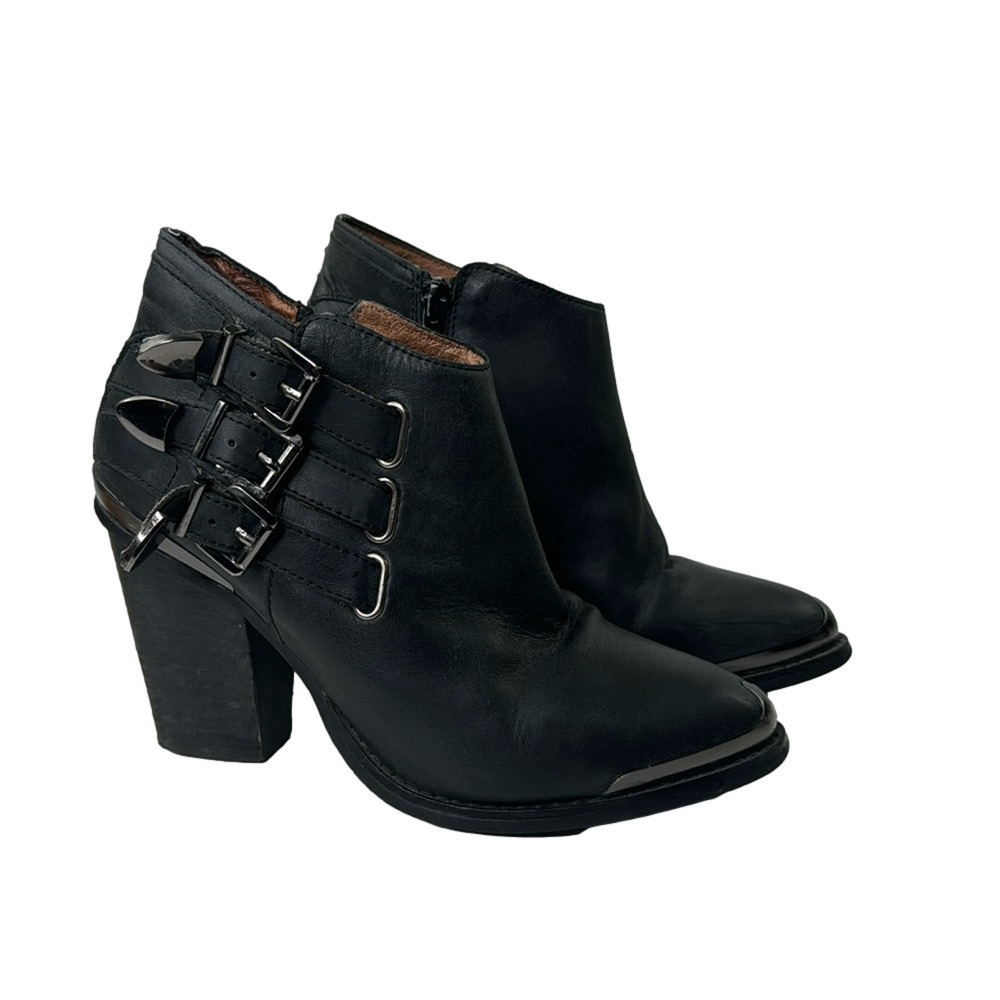 Ibiza Last by Jeffrey Campbell  Boots "Westin" black leather ankle booties